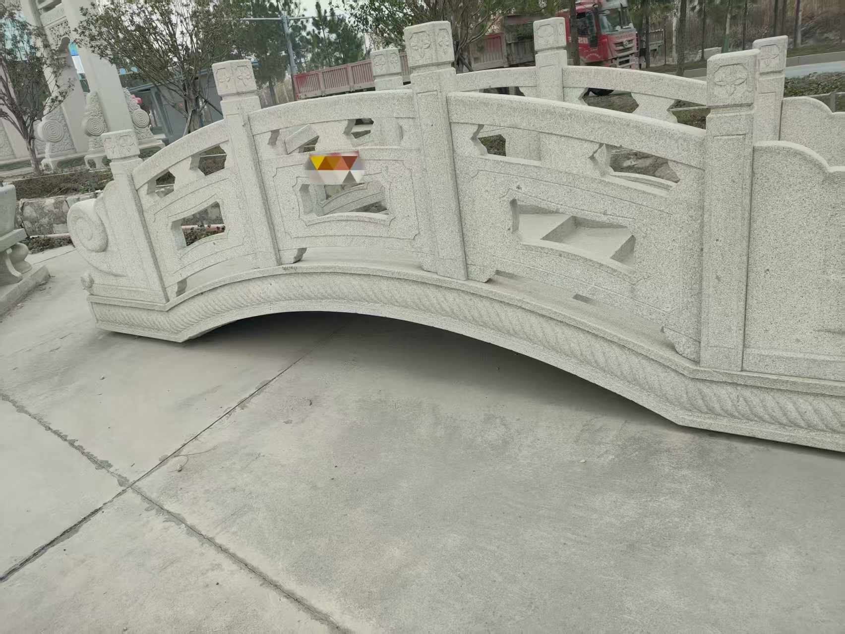 延安芝麻白拱桥，石桥