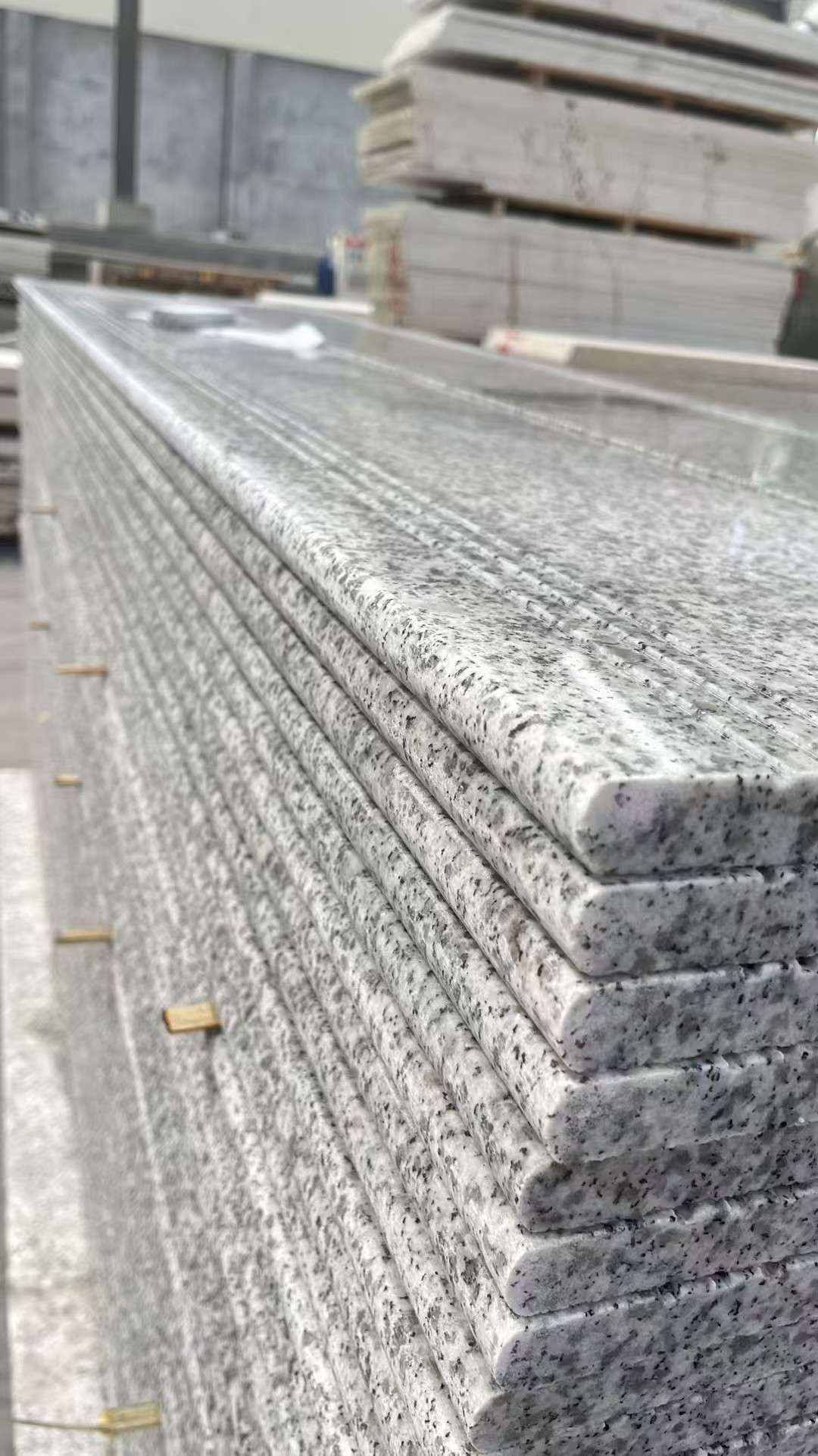 延安芝麻白楼梯踏步 花岗岩楼梯板材