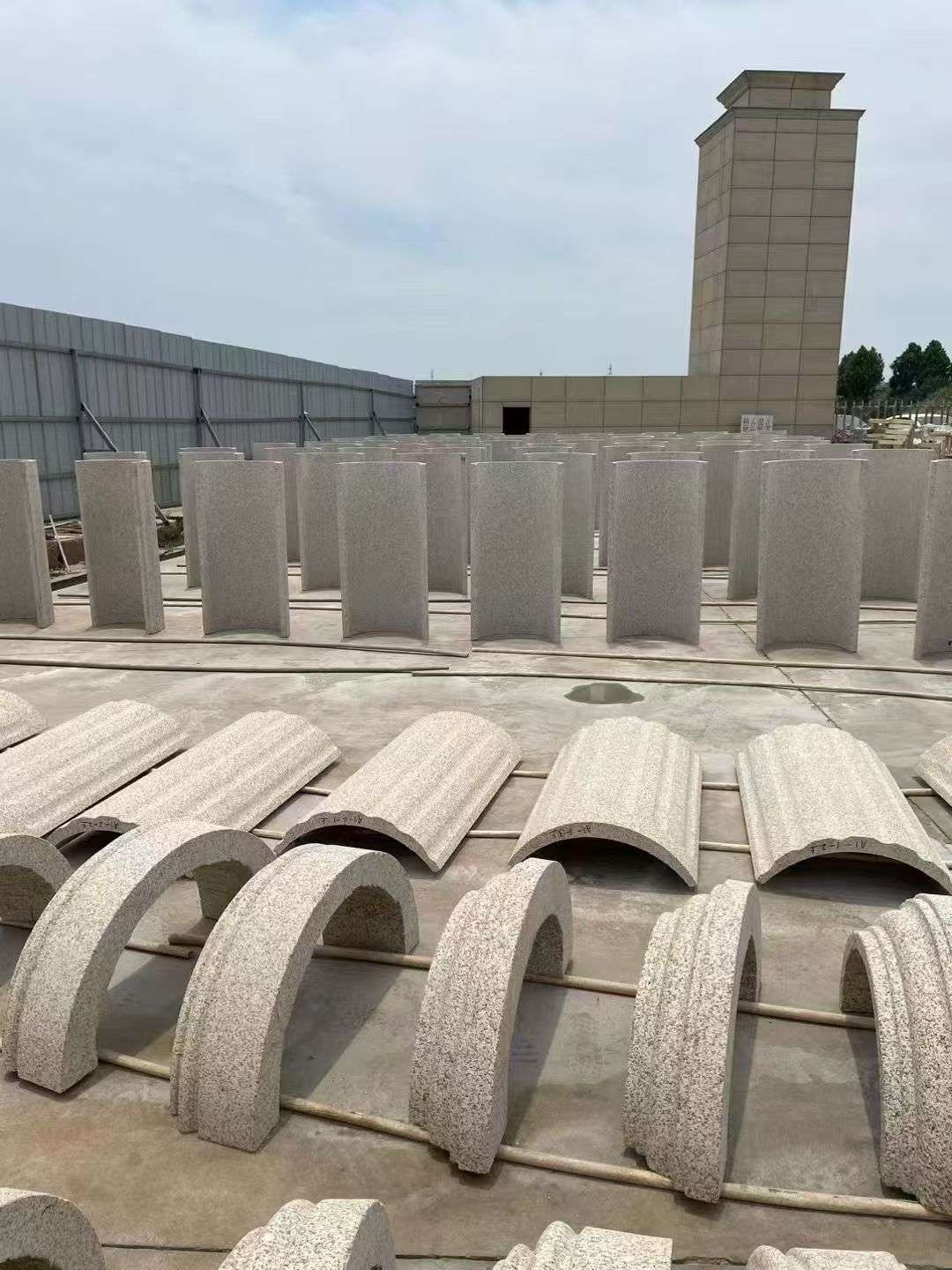 延安黄金麻别墅柱皮 异形 线条定制